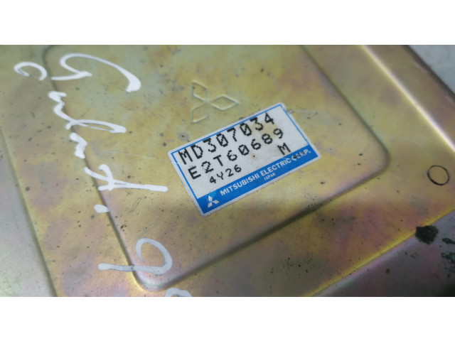 Řídící jednotka MD307034, E2T60689   Mitsubishi Galant 1994
