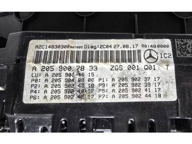 Přístrojová deska  Mercedes-Benz C W205 2016 a2059007833  