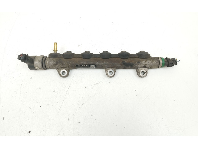 Vstřikovací lišta 002160L2, H8200610223   Nissan X-Trail T31    M9R 