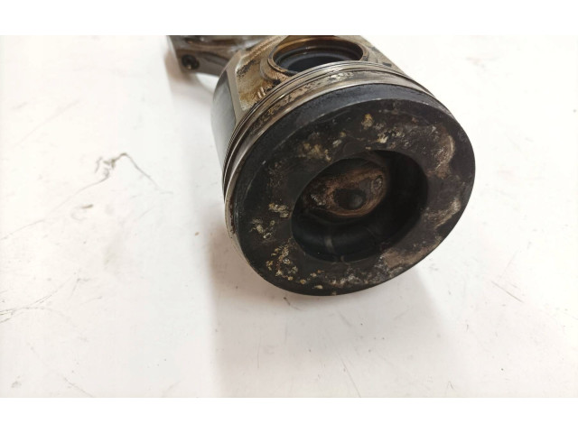 Поршень с шатуном  B47  BMW 5 G30 G31  