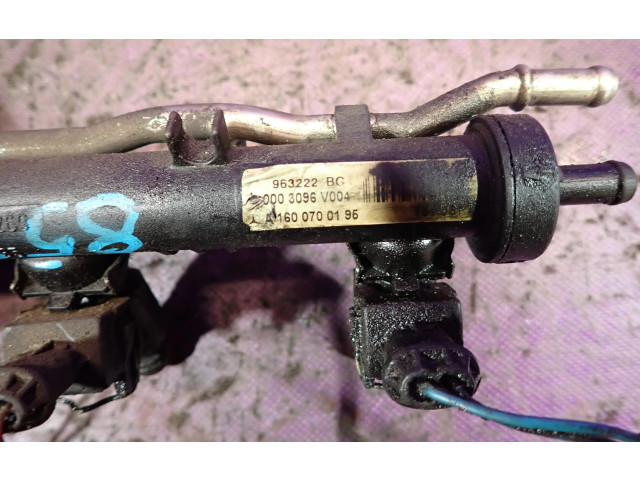 Vstřikovací lišta A1600700195, A1600700195   Smart ForTwo I     