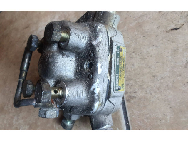 Vstřikovací lišta 0438101005, 0438101005   Audi 80 90 B3     