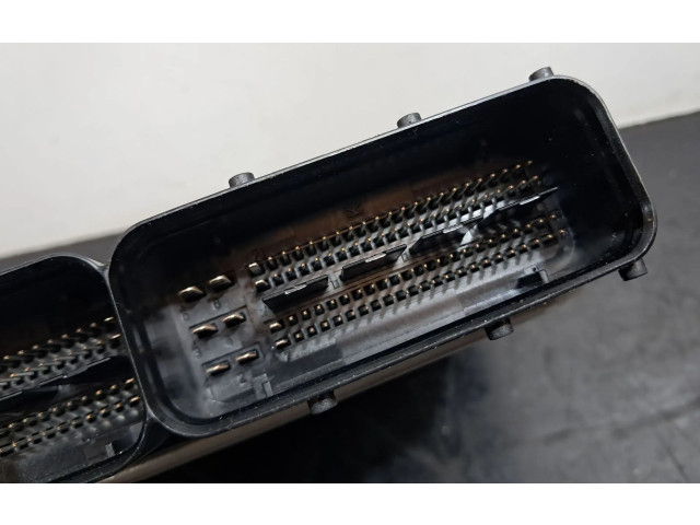 Блок управления двигателя 8R0907401J, 0281016453   Audi RS4 B8