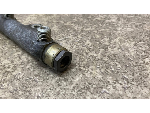 Vstřikovací lišta 0445216002, 015189   BMW 5 E39  pro naftový motor 3.0  