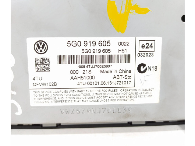 Дисплей    5G0919605   Volkswagen Golf SportWagen