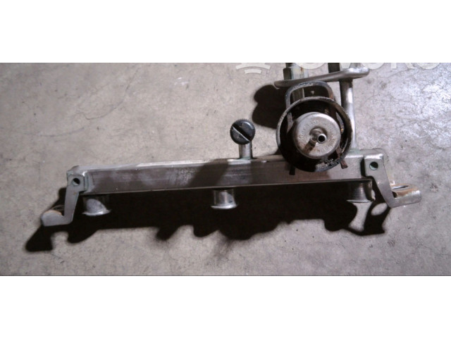 Vstřikovací lišta 0280151044   Opel Corsa B     