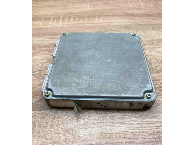 Řídící jednotka 8966105420, MB1758005034   Toyota Avensis T220 2000
