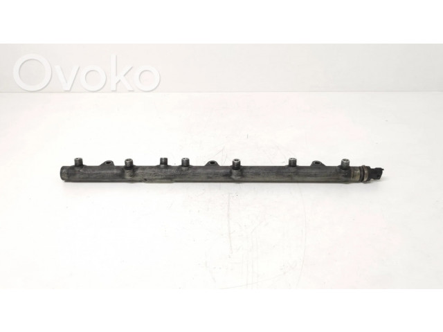 Vstřikovací lišta 0445216002   BMW 5 E39  pro naftový motor 2.5  