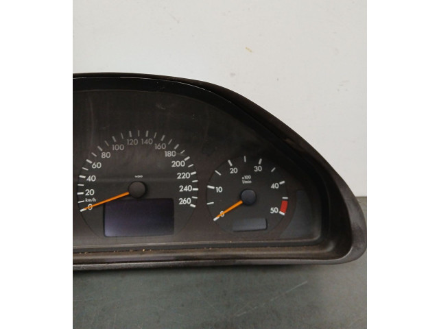 Přístrojová deska  Mercedes-Benz E W210 2001 a2105402811, mba2105402811  