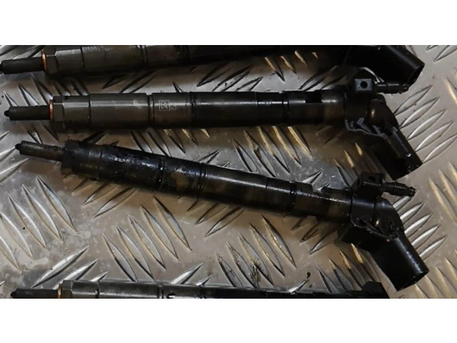 Vstřikovač 059130277ac   Audi A6 S6 C6 4F  pro naftový motor 0.0  