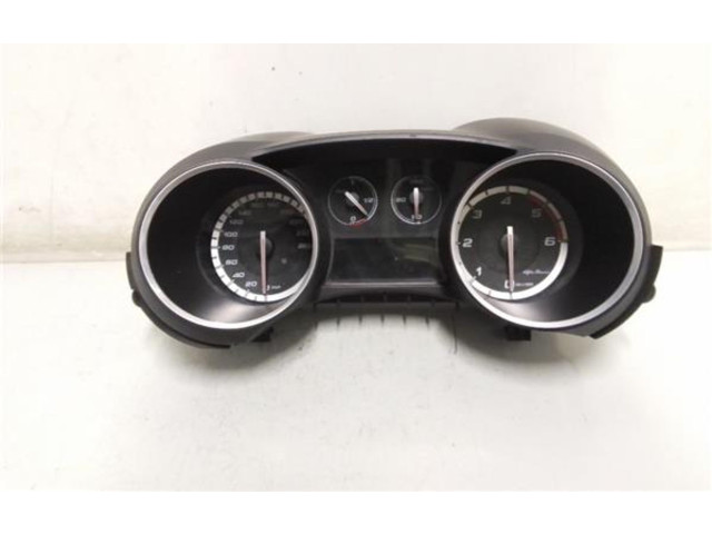 Přístrojová deska  Alfa Romeo Giulietta 2012 50520113, 50520113  