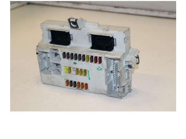 Блок предохранителей 50520758   Alfa Romeo Giulietta    