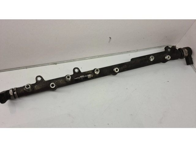Vstřikovací lišta 0445216008   BMW 5 E60 E61  pro naftový motor 3.0  