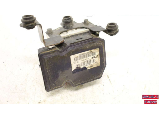 Блок управления АБС 5N0614109BK   Volkswagen Tiguan