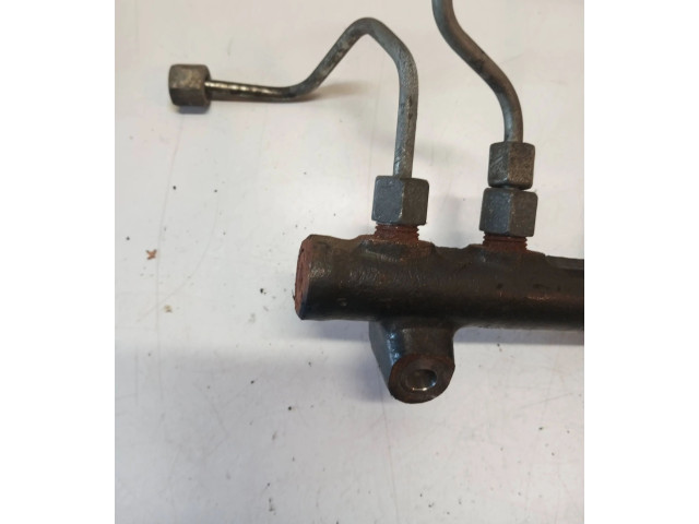 Vstřikovací lišta 9685297580, 28497Z01   Volvo V60     