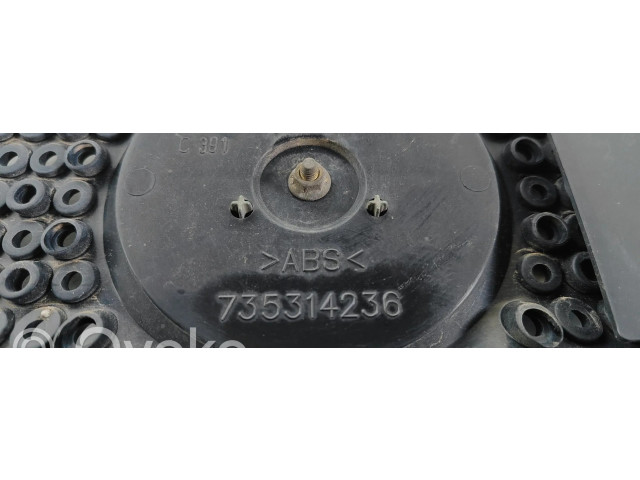 Передняя решётка Fiat Panda II 2003-2012 года 735314236, REJILLADELANTERA      