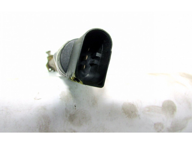 Vstřikovací lišta 6680700095   Mercedes-Benz A W168  pro naftový motor 1.7 668.940 