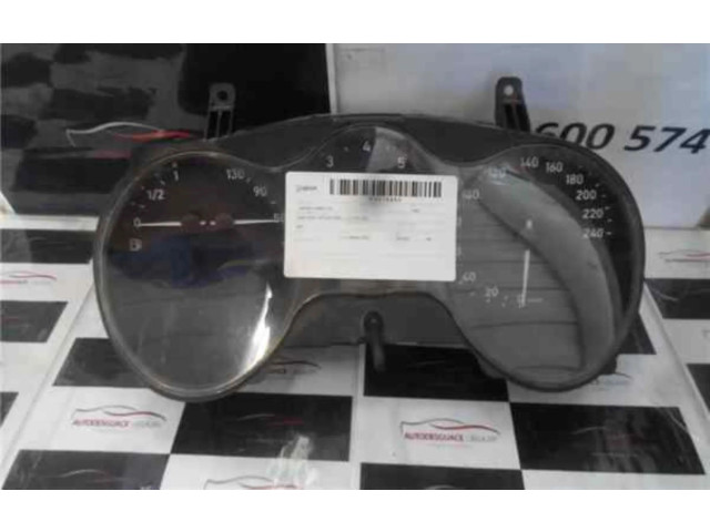 Přístrojová deska  Seat Toledo III (5P)  5P0920823B  
