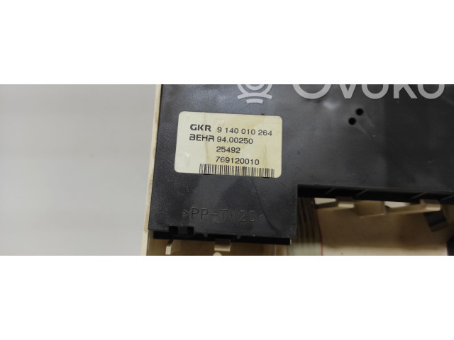 Блок управления климат-контролем 9140010264   Renault Laguna I
