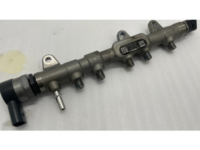Vstřikovací lišta 8514154, 0445214315   BMW 1 F20 F21  pro naftový motor 1.8  