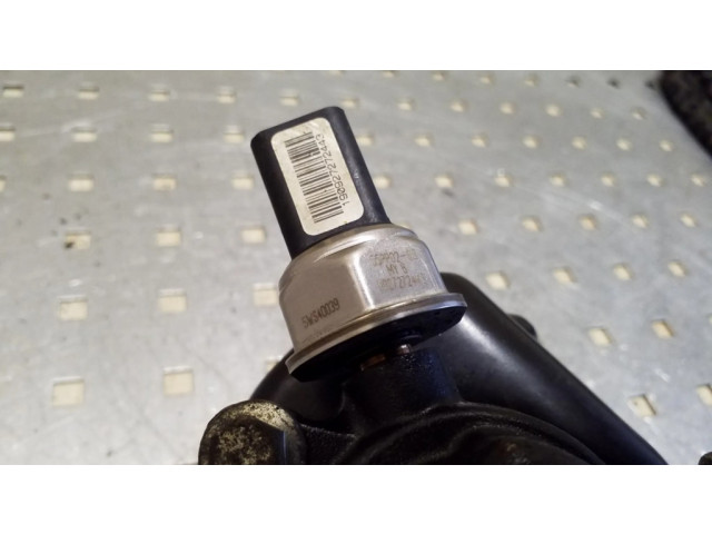 Vstřikovací lišta 4M509D280DB, 5WS40039   Ford Focus  pro naftový motor 1.8  