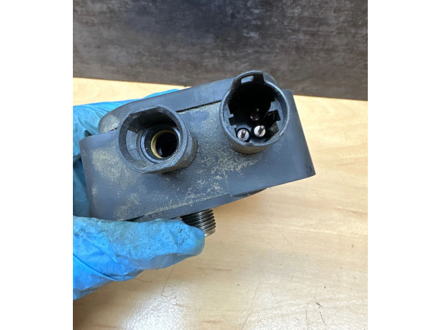 Топливная рампа KK2425296, WJN101880   Audi A4 S4 B5 8D  