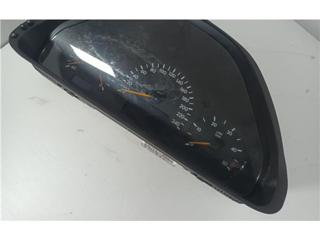 Přístrojová deska  Mercedes-Benz E W210 1995 2105405048, 110008915  