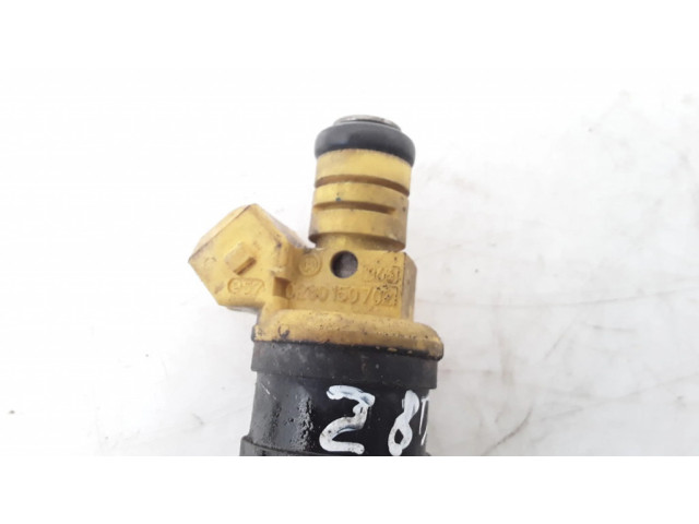 Vstřikovač 0280150702   Alfa Romeo 155  pro benzínový motor 1.7  