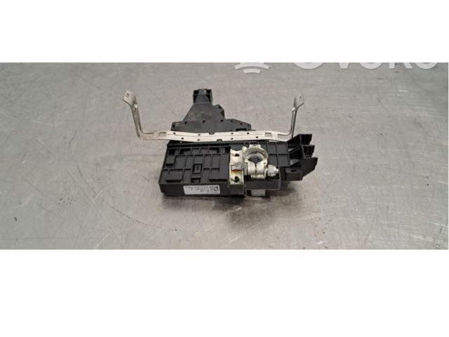 Блок предохранителей  241148233R   Renault Express    