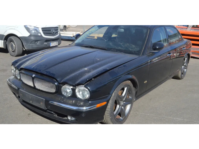 Vstřikovací lišta 4R8Q9D280AC   Jaguar XJ X350  pro naftový motor 2.7 AJD 