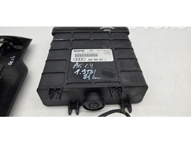 Řídící jednotka 028906021J, 4A0905851E   Audi A6 S6 C4 4A 1995