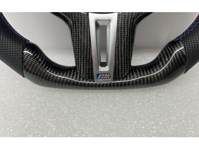 Volant BMW 1 F40 2025   
