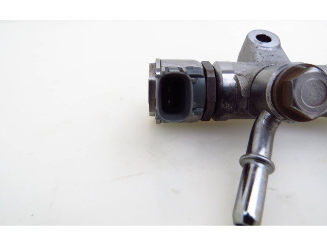 Vstřikovací lišta 31303612   Volvo S60    D 4204 T14 