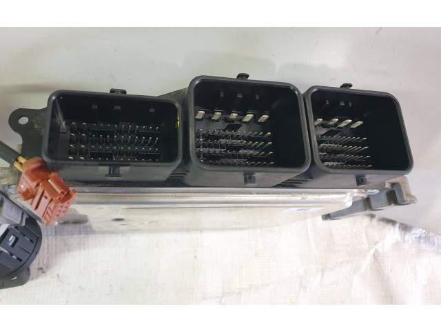 Блок управления двигателя 0281018228, 9678818280   Citroen Berlingo