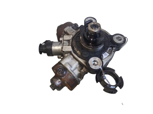 Vstřikovací čerpadlo 0445010681, 31372081   Volvo V40    D5204T4 
