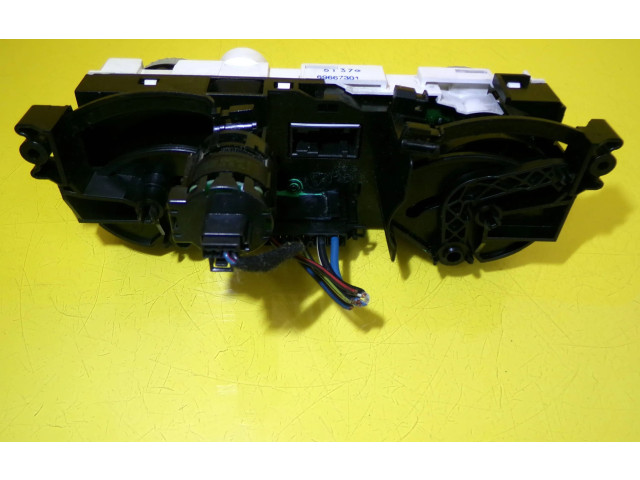 Блок управления климат-контролем 69657032   Mitsubishi Colt