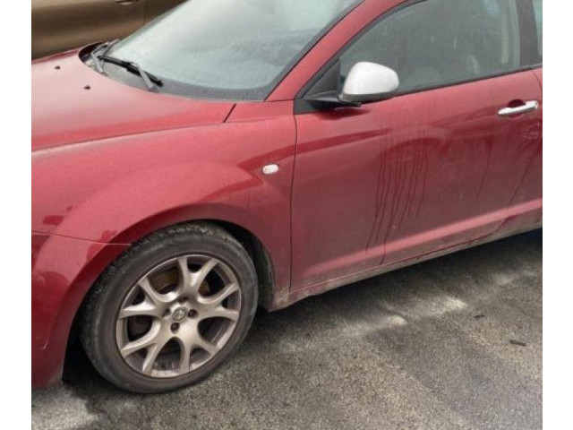 Зеркало электрическое        Alfa Romeo Mito   -  года   