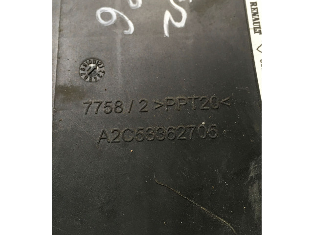 Řídící jednotka S180095106A, 237102277R   Dacia Duster 2012