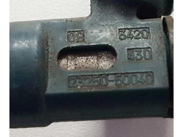 Vstřikovač 2325050040   Toyota Land Cruiser (J100)     