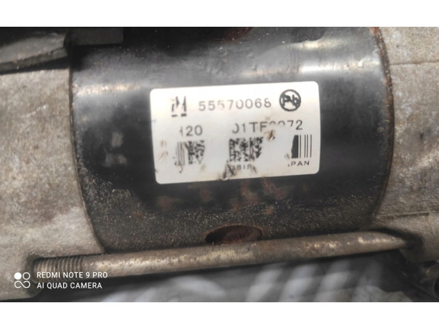 Подушка безопасности водителя 55570068, 55570068   Opel Astra J