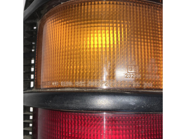 Задний фонарь левый сзади 0431540L    Mitsubishi Pajero   1991-1999 года