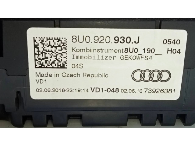 Панель приборов 8U0920930J, E2-A1-37-3   Audi RS Q3       