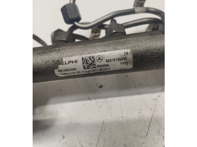 Vstřikovací lišta A6510700495   Mercedes-Benz E A207     