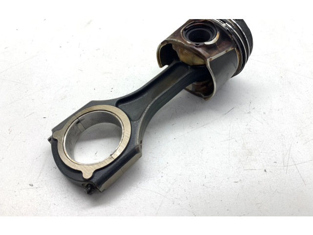 Píst A6510300117, 140240009625   Mercedes-Benz E W212    651.924 