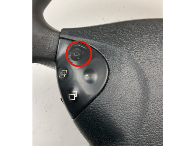 Pojistková skříňka Руль    Mercedes-Benz E W211 2004