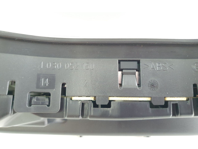 Přístrojová deska  Mercedes-Benz A W176 2014 A1769009301, A1769010601  