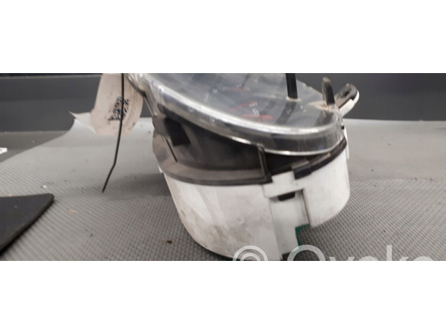 Přístrojová deska  Hyundai Lantra II 1996 71111300  