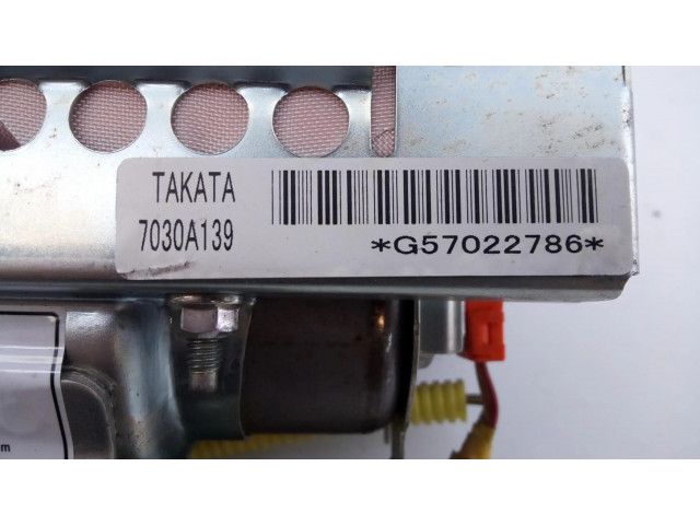 Подушка безопасности пассажира 7030A139, E2-B4-60-2   Mitsubishi Montero