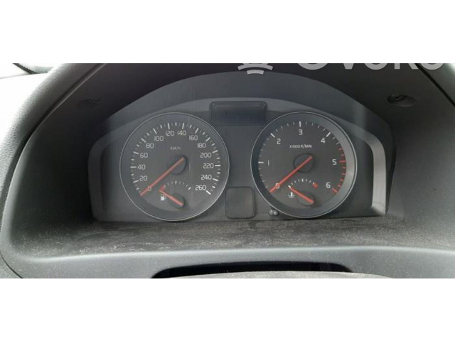 Панель приборов 31296228   Volvo S40       