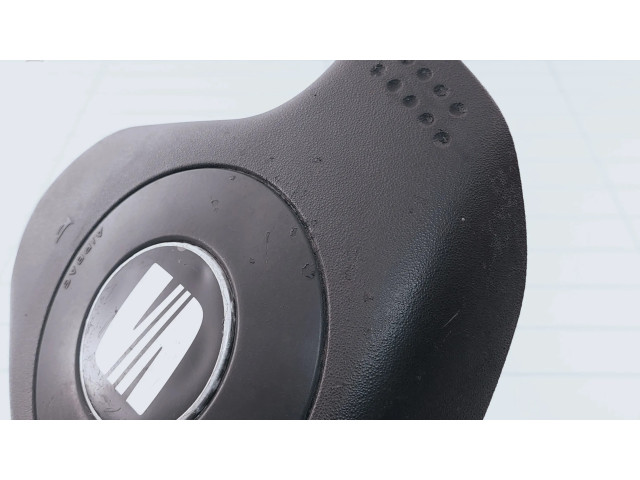 Подушка безопасности водителя 6L0880201   Seat Ibiza III (6L)